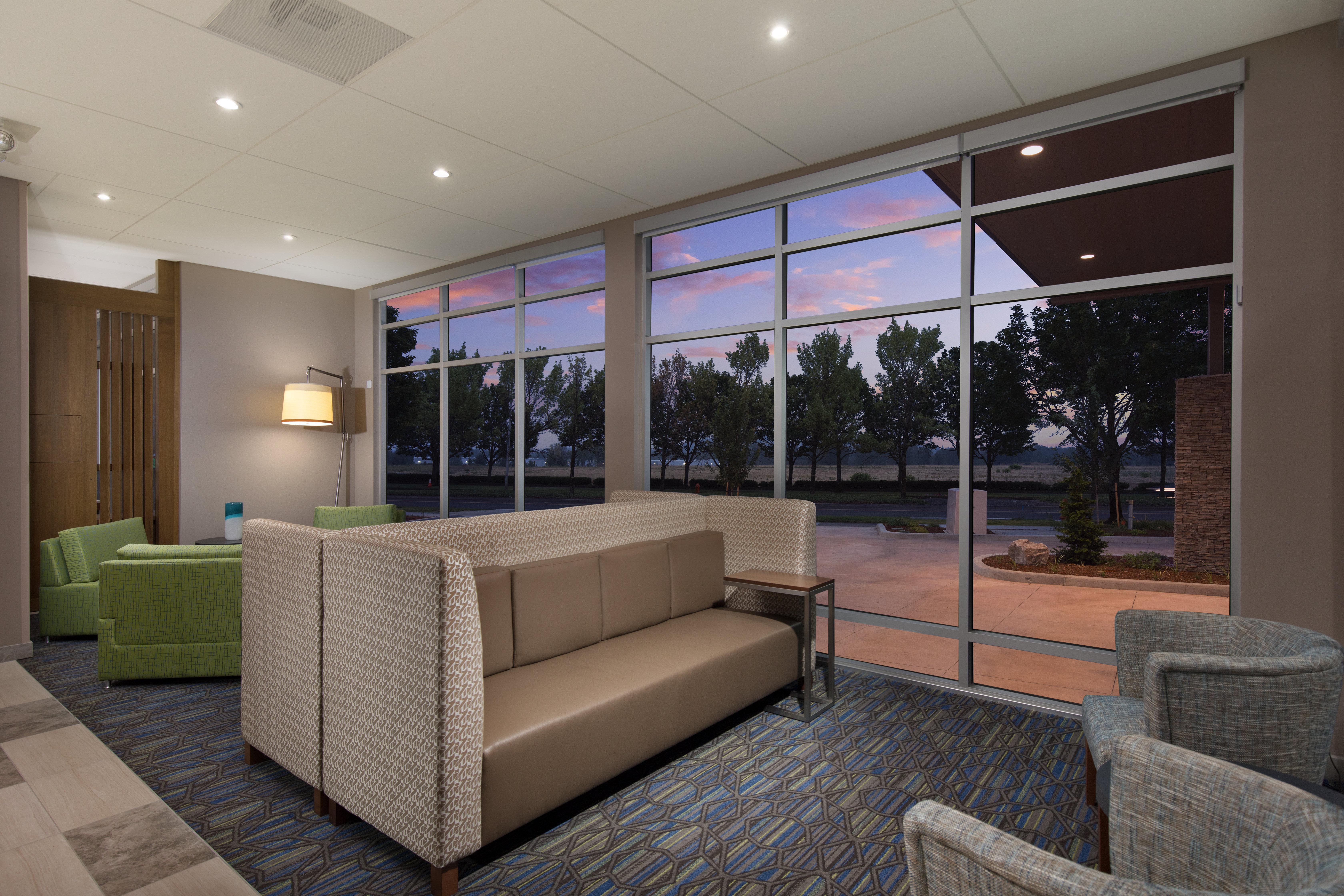 Holiday Inn Express & Suites - Portland Airport - Cascade Stn By Ihg Exteriér fotografie